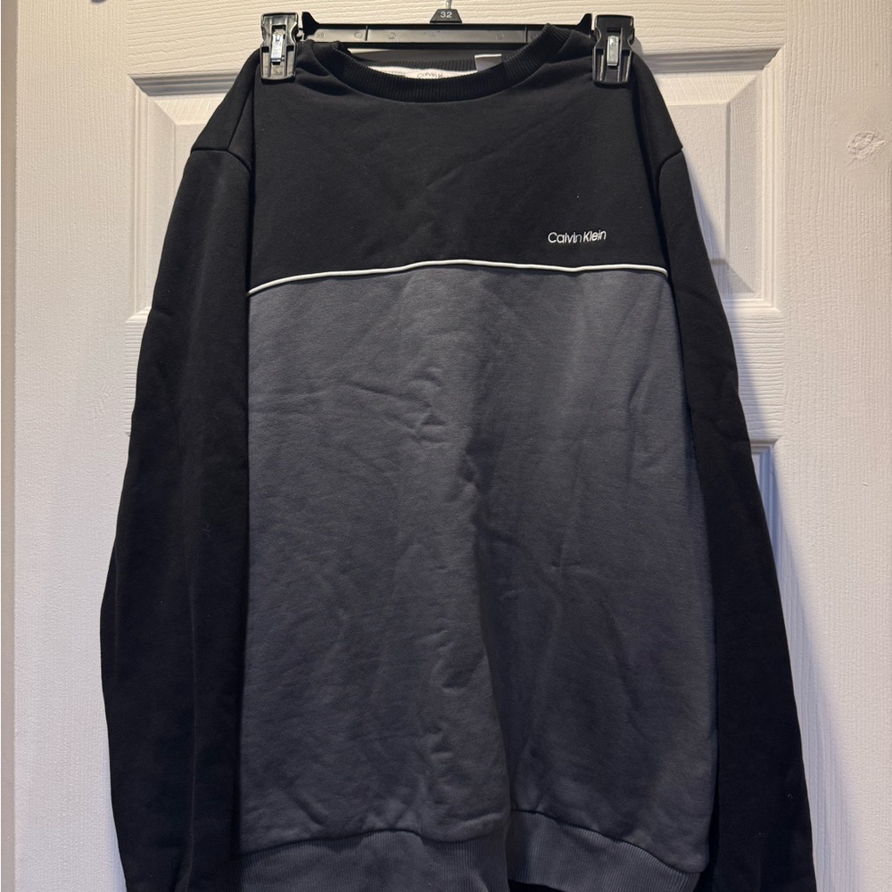 Calvin Klein Men's Two-Tone Crewneck Sweater